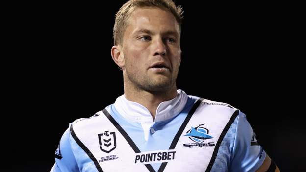 Matt Moylan: Leigh Leopards sign former Cronulla Sharks half-back