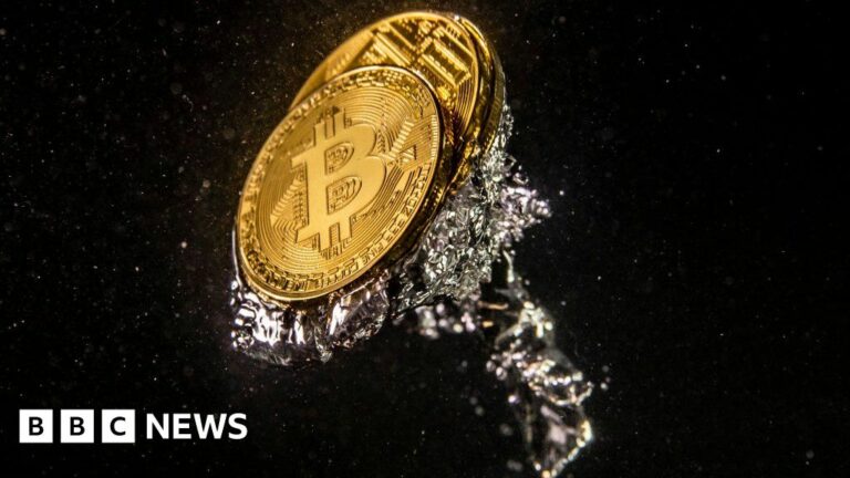 Every Bitcoin payment ‘uses a swimming pool of water’ – BBC