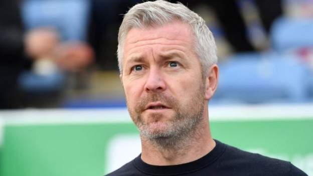 Leicester sack Kirk after relationship allegation