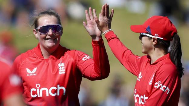 England claim victory over New Zealand in final T20