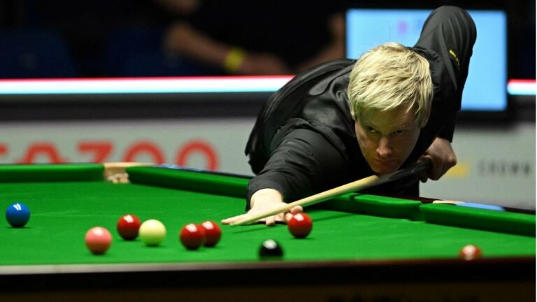 World Snooker Championship 2024: Neil Robertson loses to Jamie Jones – Yahoo Sports