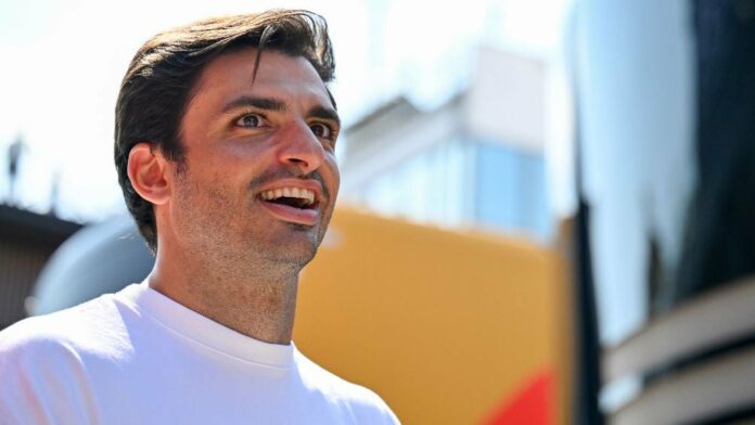 Carlos Sainz ya tiene escudería para 2025, el español firmó con Williams