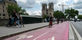 Paris Expands Cycling Network Ahead of Olympics: CityLab Daily