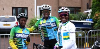 Jazilla Mwamikazi, Diane Ingabire, and Xaveline Nirere of Rwanda ahead of the elite/under-23 women