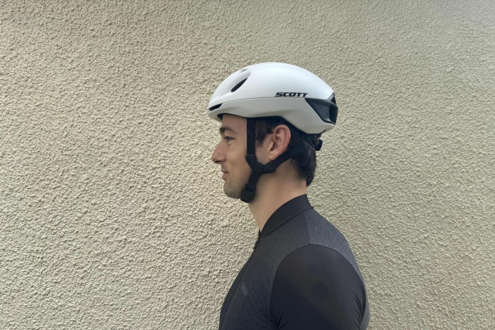 Scott Cadence aero road helmet from the side