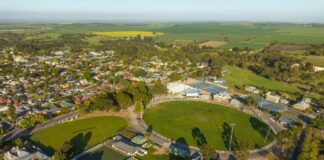 Tanunda Cricket Club & The Barossa Council receive the ‘Highly Commended’ award in CA’s Community Facility Project of the Year