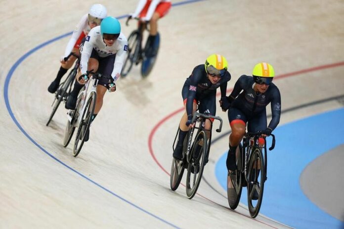 Cycling-No plan, no problem, as Italy grab Madison gold