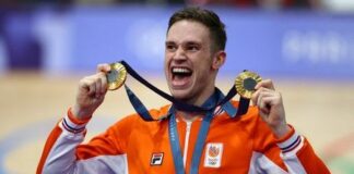 Cycling: Olympics-Cycling-Dutch master Harrie paints Paris velodrome orange