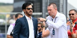 Mohammed ben Sulayem, Presidente de la FIA, junto a Zoltan Szujo, Presidente de la Federación Húngara de Autosport