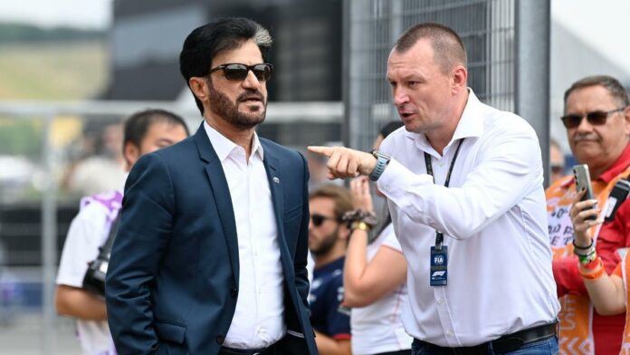 Mohammed ben Sulayem, Presidente de la FIA, junto a Zoltan Szujo, Presidente de la Federación Húngara de Autosport