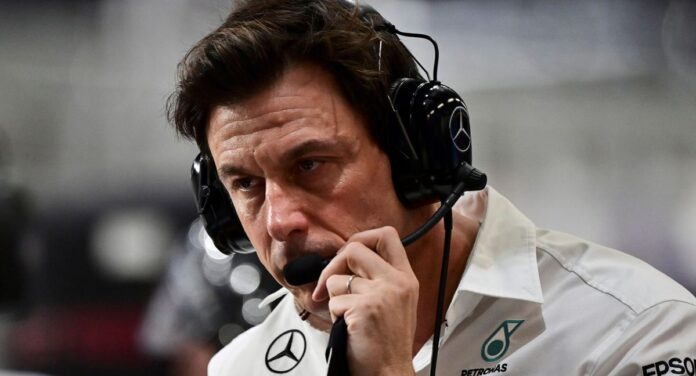 Las "300 o 350 horas de conversación" que revelan los problemas de salud mental de Toto Wolff
| Relevo