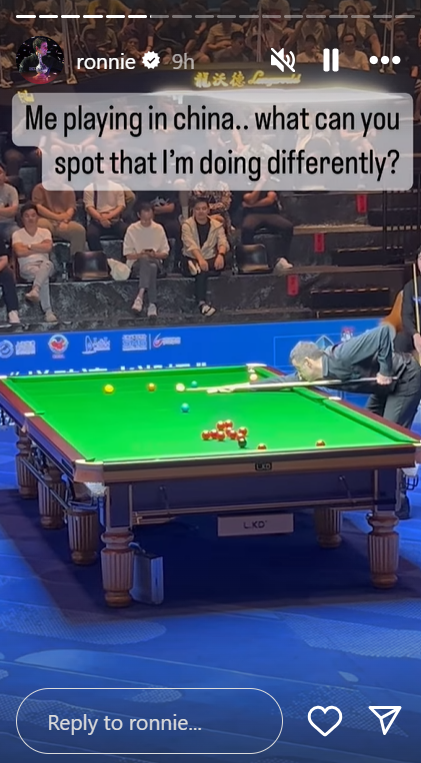 Ronnie O'Sullivan playing left-handed on Instagram