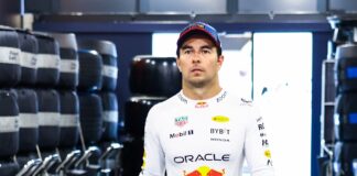 Un expiloto de F1 carga contra Red Bull por mantener a Pérez: "Es impropio..."