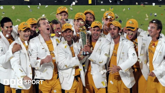 Australia celebrate winning the 2009 Champions Trophy