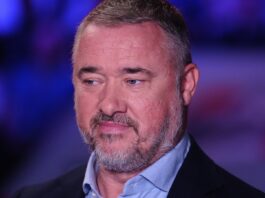 'Who are these people?' - Stephen Hendry blasts snooker players for 'horrendous' common gesture in fiery rant