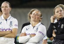 Australia celebrate winning the Ashes