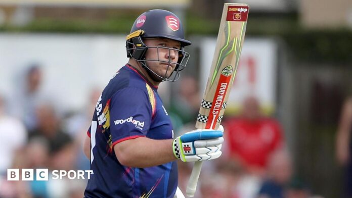 Adam Rossington playing for Essex