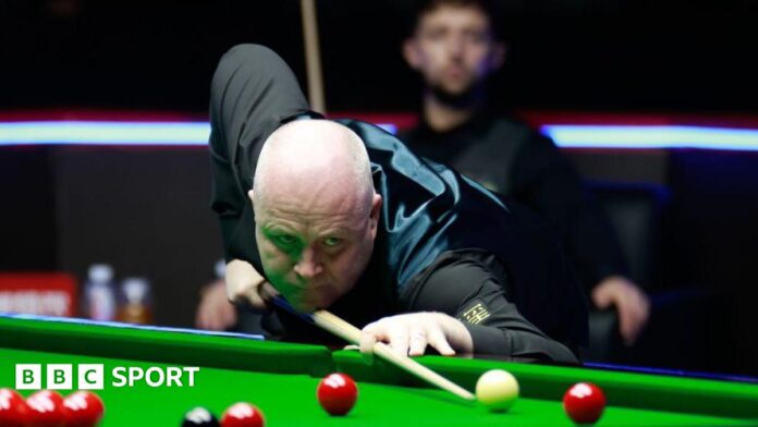 John Higgins in action against Joe O'Connor