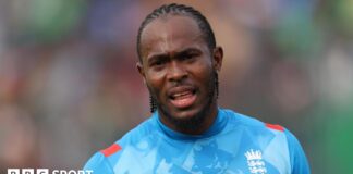 Jofra Archer: England bowler keen to play Tests again, says Brendon McCullum