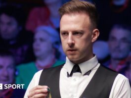 Judd Trump assesses a shot