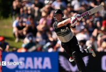 Tim Seifert batting for New Zealand