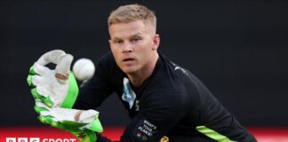 Sam Billings catches the ball