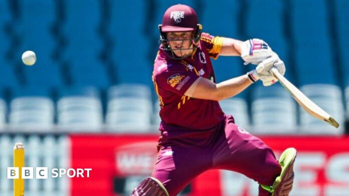 Quensland Fire player Grace Harris square cuts during a game against South Australia